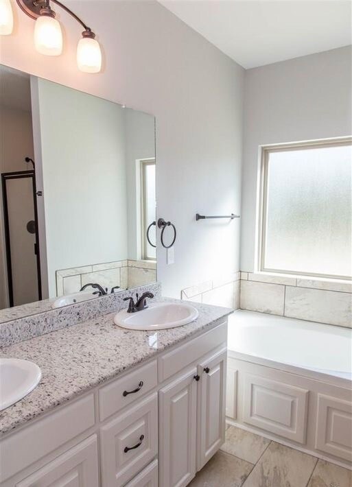 Building Photo - 10594 Dodger Dr