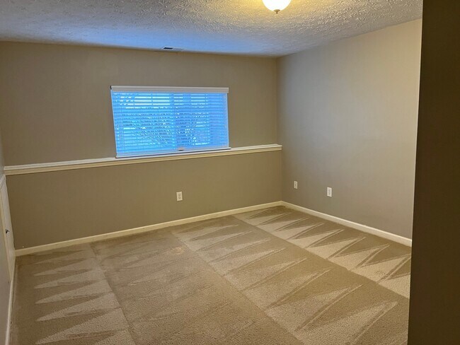 Foto del edificio - 13833 Willesden Cir