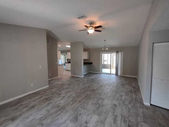 Building Photo - 30 Belvedere Ln