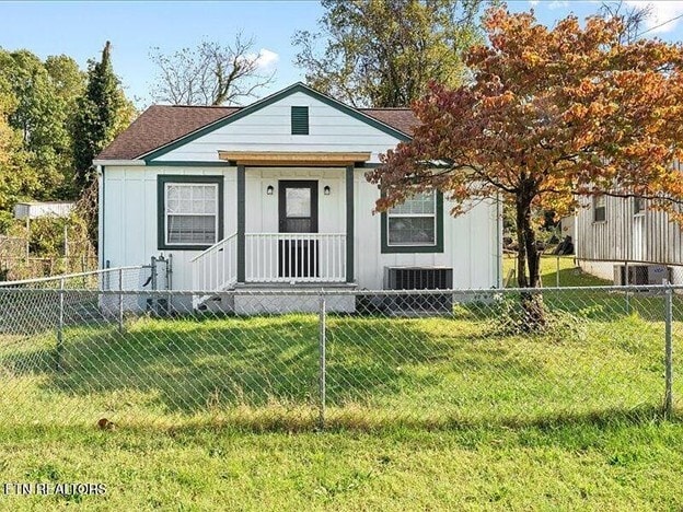 Photo - 2116 Mitchell St House