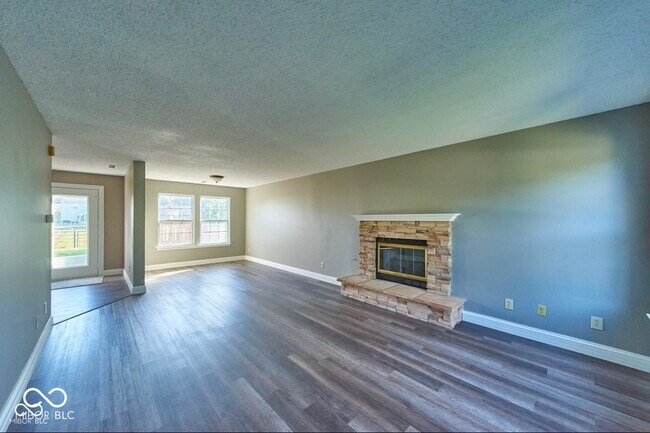 Building Photo - 14337 Weeping Cherry Dr