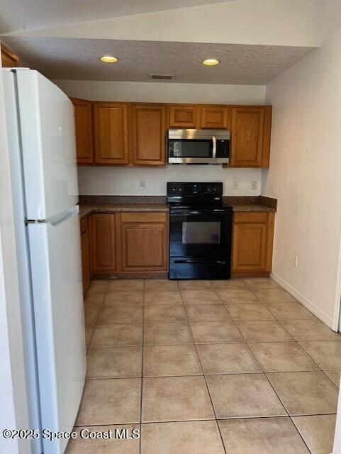 Foto del edificio - 4570 Fay Blvd