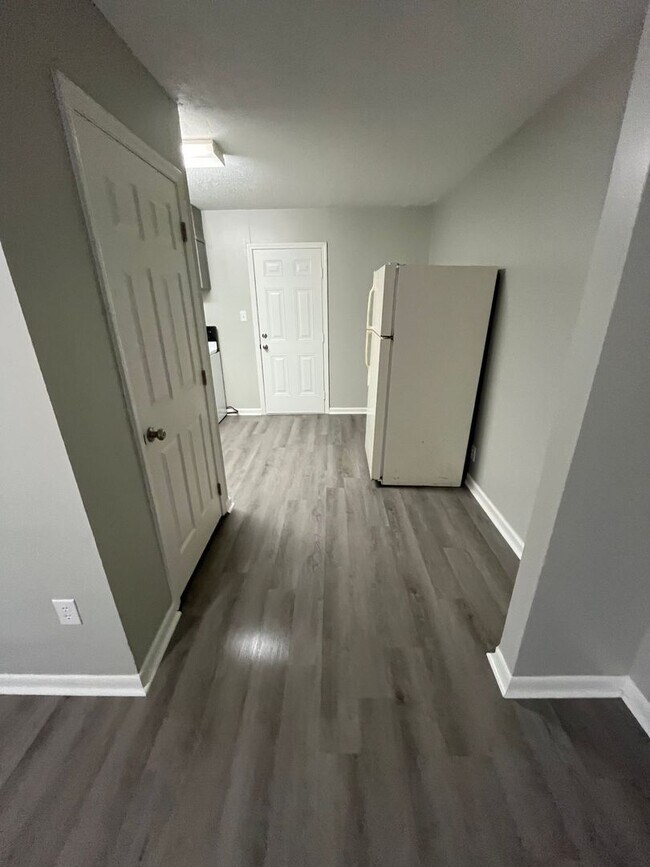 Foto del edificio - 902 Preston St