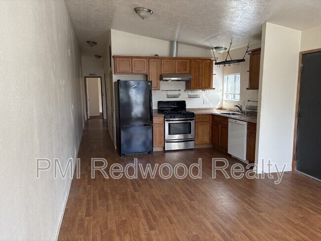 Building Photo - 4915 Shattuck Ave.