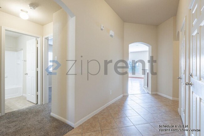Foto del edificio - 2034 Gray Fox Creek