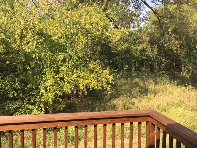 Foto del edificio - 460 RJ Dr