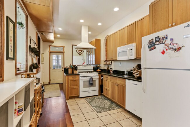 Foto del edificio - 1116 Monroe St NW