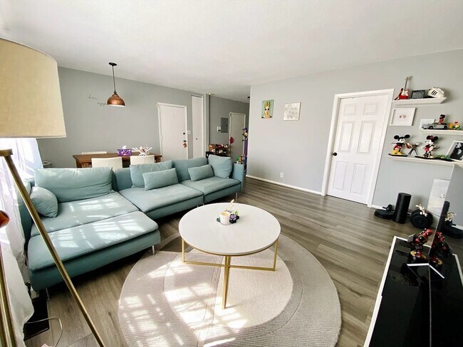 Foto del edificio - 43 Lake Shore Ct
