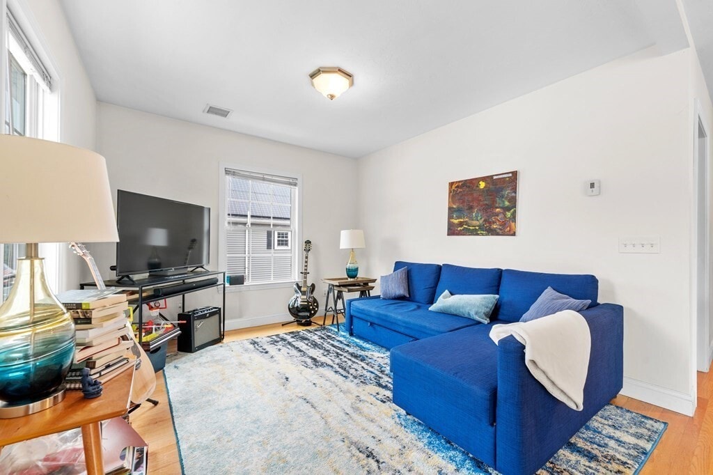 386 Franklin St Unit 1, Melrose, MA 02176 Apartments in Melrose, MA