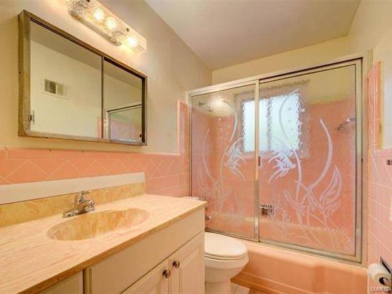 Building Photo - 2 Price Meadows Dr