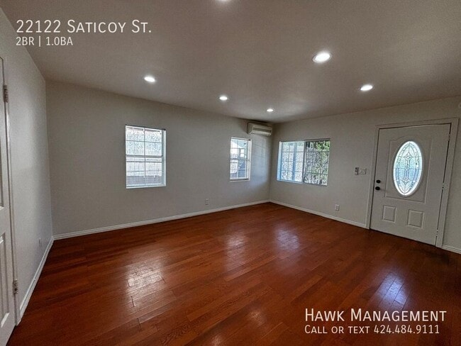 Building Photo - 22122 Saticoy St