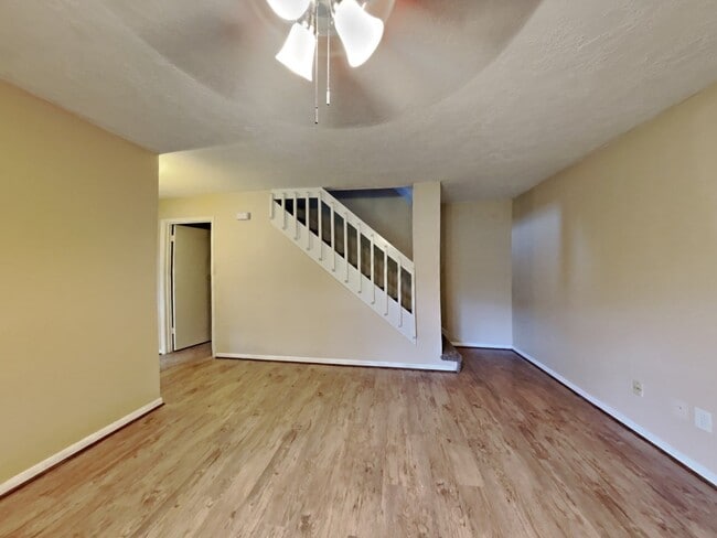 Building Photo - 16711 Shrub Oak Dr