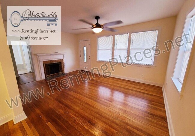 Foto del edificio - 1919 Wrightsboro Rd