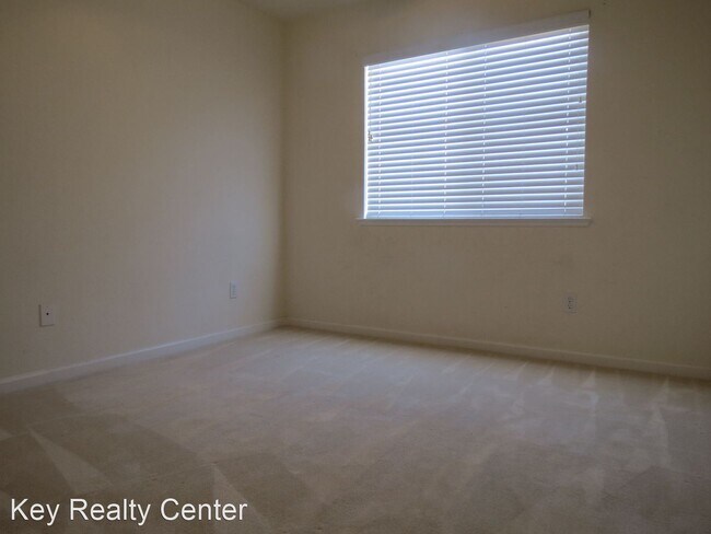 Building Photo - 4 br, 3 bath House - 8999 Silver Bay Way