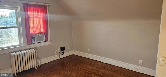 Foto del edificio - 2912 Hillcrest Ave