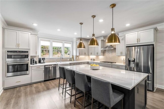 Foto del edificio - 3177 Clairebrooke Ave