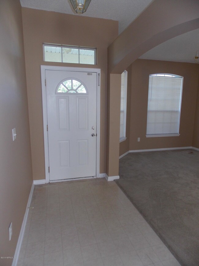 Building Photo - 2447 Cinnamon Springs Trail