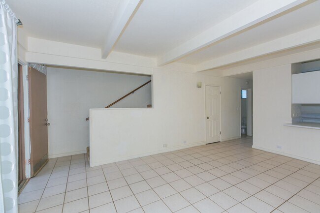 Foto del edificio - Tropic Garden Townhouse 2b1.5b1pkg