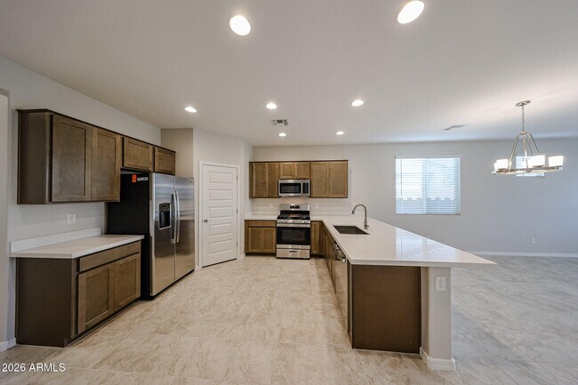 Foto del edificio - 5019 N 87th Dr