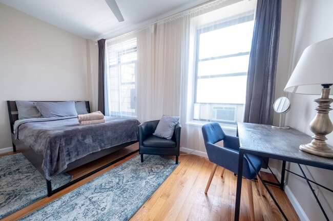 Foto del edificio - 230 W 113th St