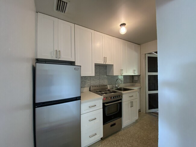 Foto del edificio - 5355 W 5th Ave