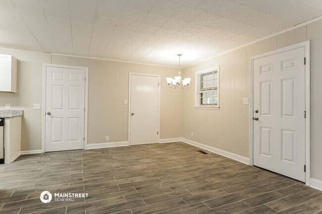 Building Photo - 510 King Valley Cir