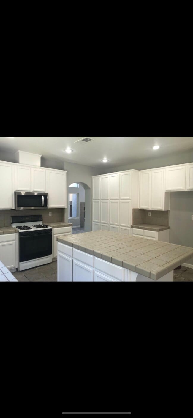 Foto del edificio - 3713 Havenhurst Ct