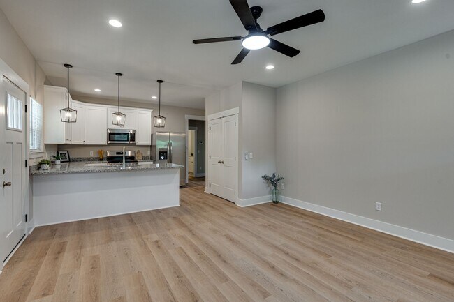 Foto del edificio - New Construction 3 bed, 2 bath house for rent