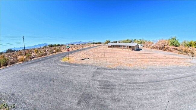 Foto del edificio - 1270 Landmark Ave