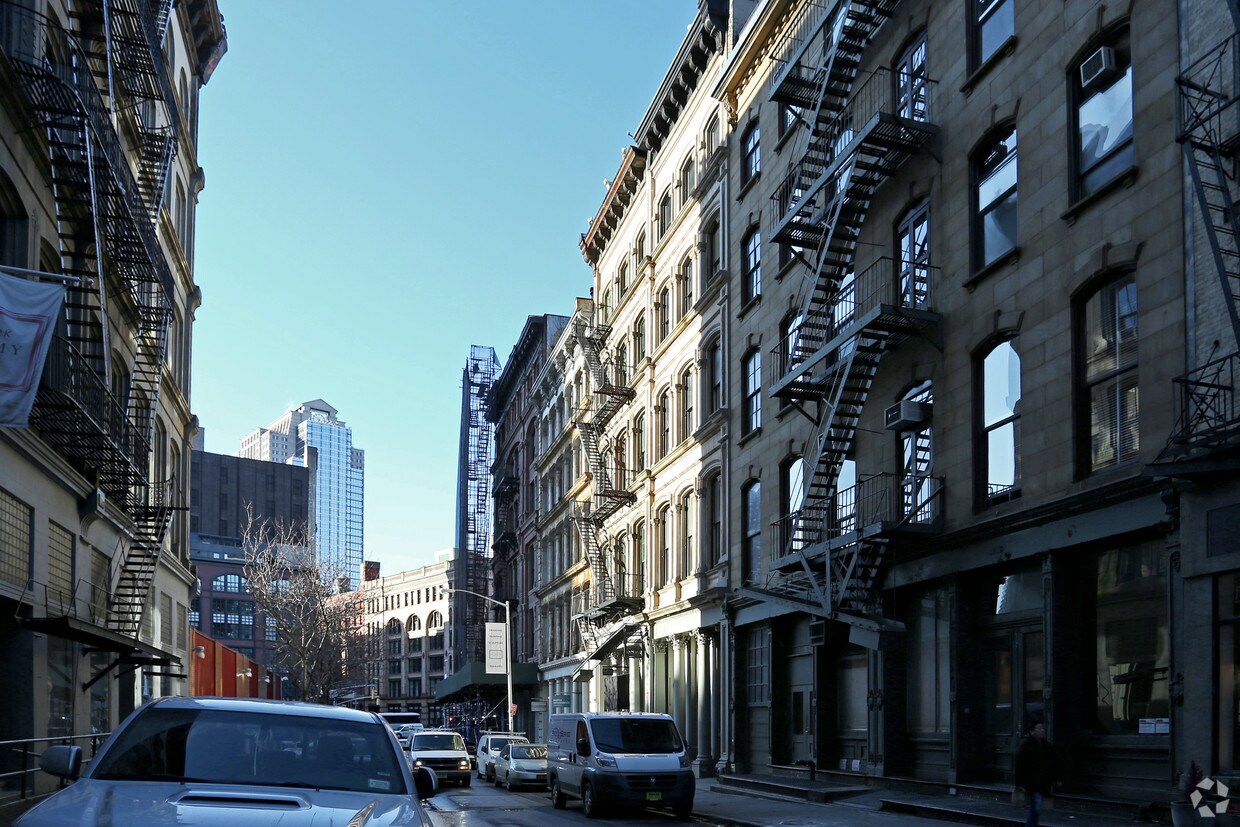 114 Franklin St, New York, NY 10013 Apartments in New York, NY