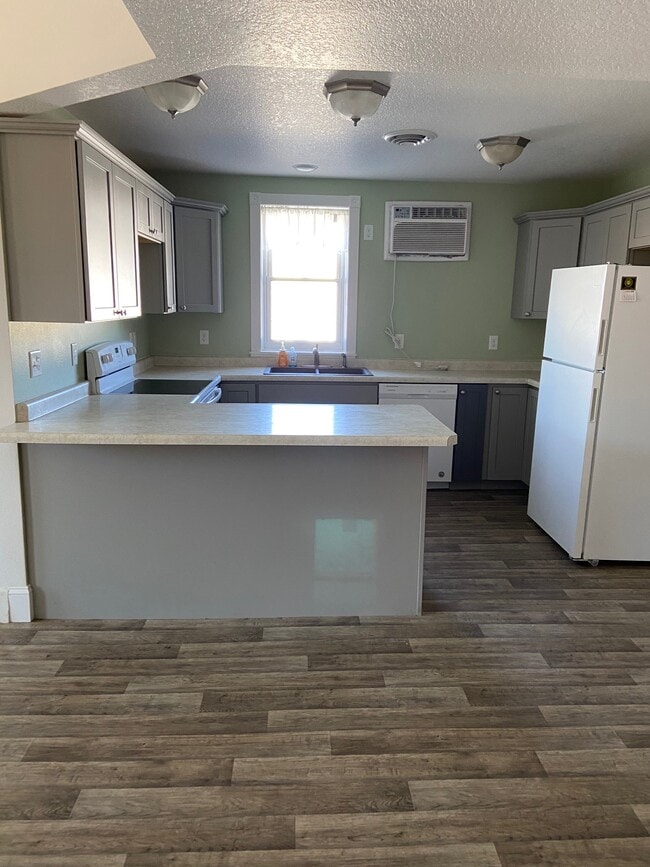 Foto del edificio - Bakery/Apartment