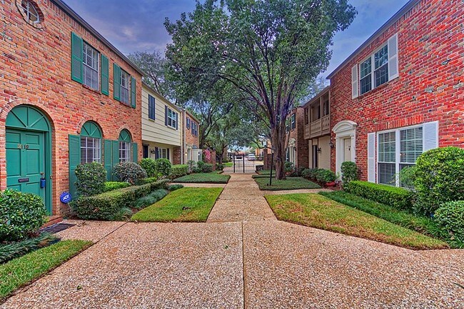 Building Photo - 2119 Winrock Blvd