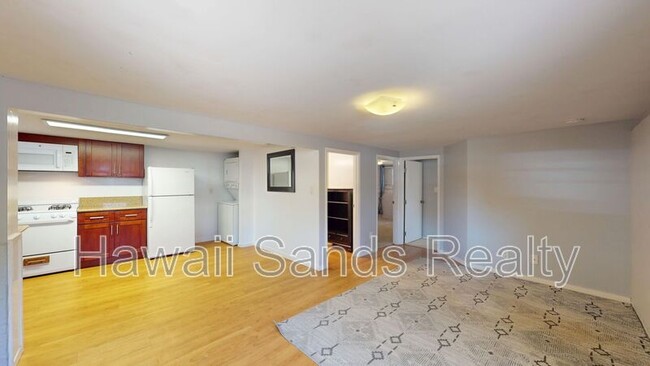 Building Photo - 908 Kinau St