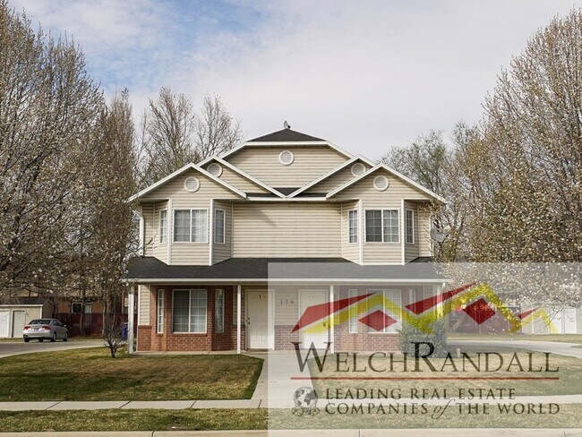 Building Photo - 3 Bedroom 1.5 Bath Ogden Townhome.