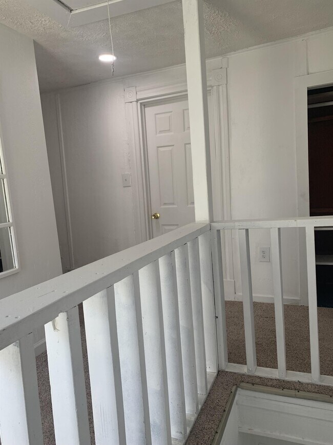 318 W Hoard St, Watertown, NY 13601 House Rental in Watertown, NY