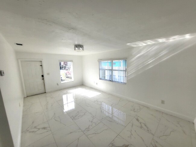 Foto del edificio - 18725 SW 100th Ave