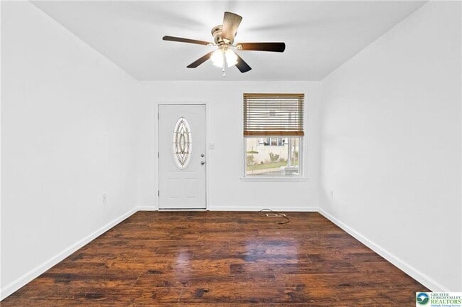 Foto del edificio - 921 Ridge St