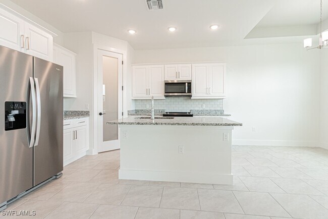 Building Photo - 4155 NW 38th St