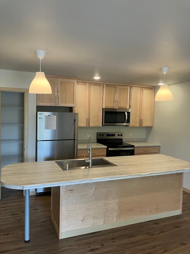 Foto del edificio - 455 Century Pl