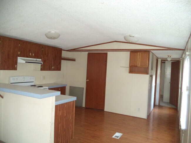 Foto del edificio - 3 Bedroom 2 Bath Mobile Home