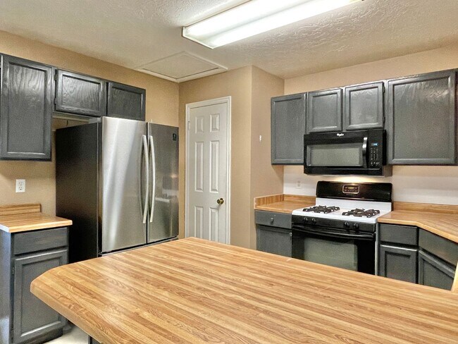 Foto del edificio - Cozy West Valley Home For Rent!