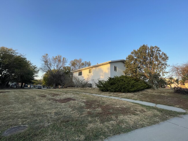 Neighborhood greenspace on two sides of the duplex - 3003 Sequoia Dr