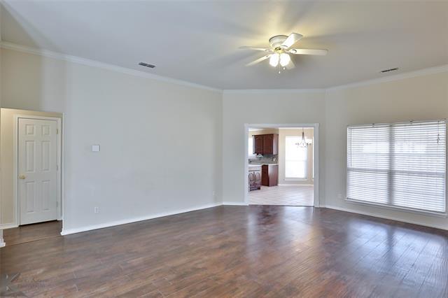 Foto del edificio - 3150 Beacon Hill Rd