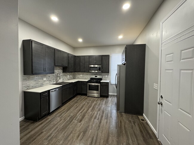 Cocina - 206 S 16th St