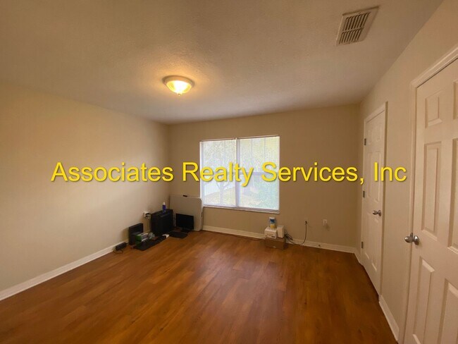 Foto del edificio - 2bed/2.5 bath condo in Hailey Gardens behind Butler Plaza! **NO PETS**