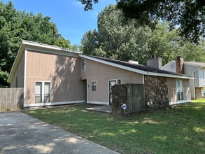 Building Photo - 3778 Kennings Dr