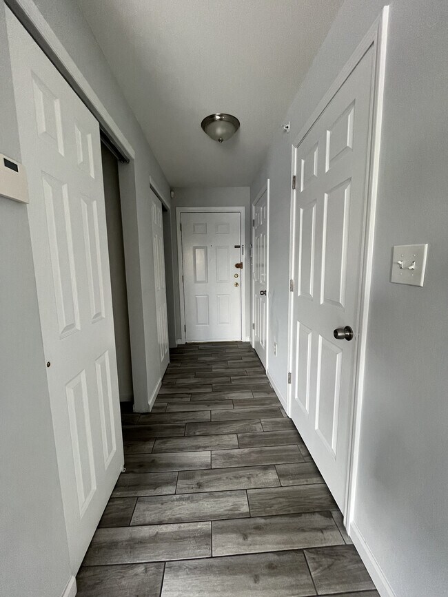 Building Photo - Rosalia Manor