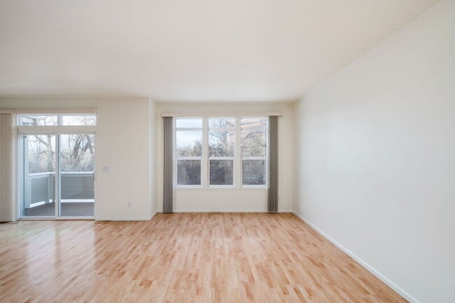 Building Photo - 299 W Jamison Cir