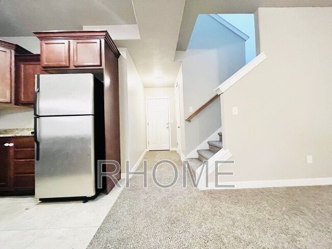 Building Photo - 3719 Lilac Heights Dr
