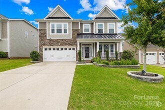 Building Photo - 5086 Waterloo Dr